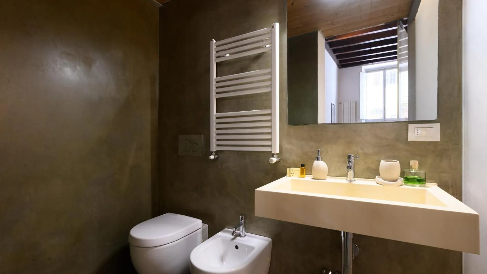 Duomo Comfort Apartment Florence 0*,  Italy